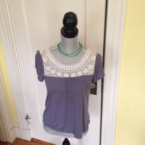 Lacey grey top